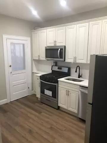 Main picture of 31 64th St