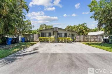 Main picture of 1505 SW 22nd St