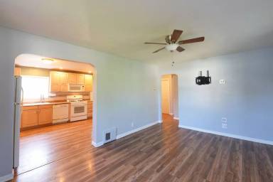 Main picture of 1936 Bryant Ave