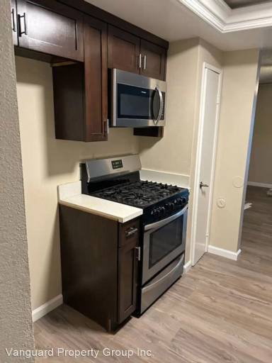 Main picture of 7727 Bright Ave
