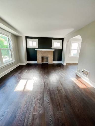 Main picture of 337 Saint Lawrence Ave