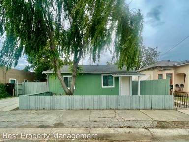 Main picture of 514 W 16th St