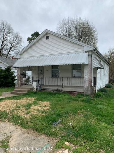 Main picture of 1320 Henning Ave