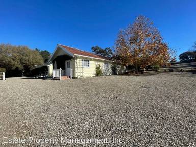 Main picture of 3501 Sagunto St