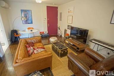 Main picture of 276 Park Ave S