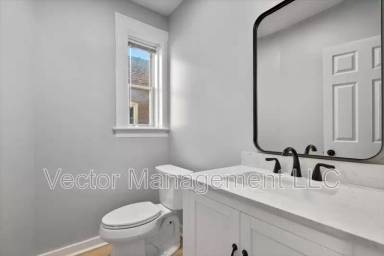 Main picture of 1476 Chapel St