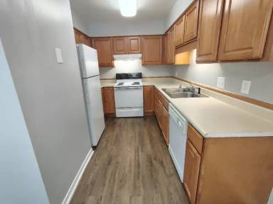 Main picture of Maple Ridge Apartments