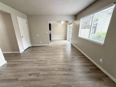 Main picture of 315 W Alamos Ave