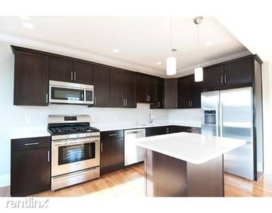 Main picture of 42 Vinton St