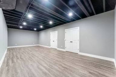 Main picture of 8013 Shady View Dr