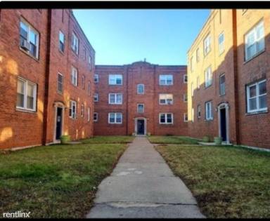 Main picture of 4208 South Michigan Avenue - 4210-3