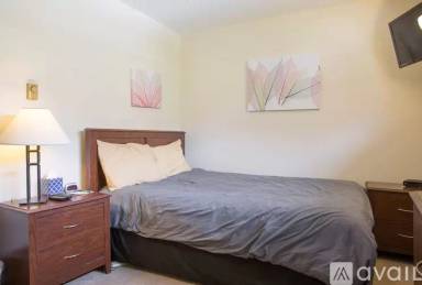 Main picture of 680 W Beaver Creek Blvd