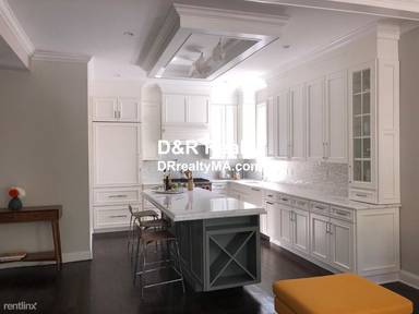 Main picture of 68 Otis St
