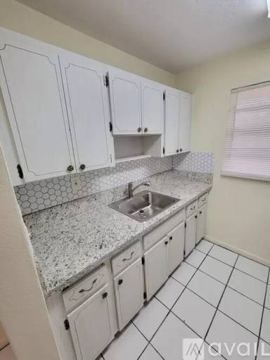Main picture of 16178 NE 19th Pl