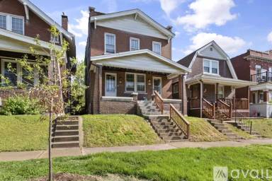 Main picture of 4927 Murdoch Ave
