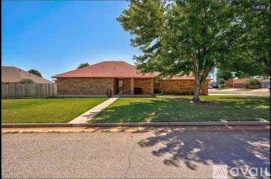 Main picture of 8413 SW 38th Cir