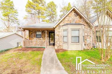 Main picture of 3535 Miller St