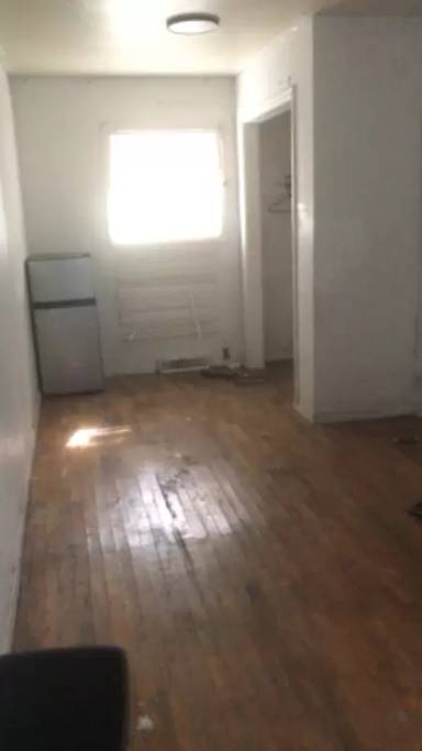 Main picture of 526 E Lorado Ave
