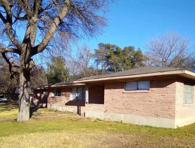 Main picture of 3409 Pin Oak Dr