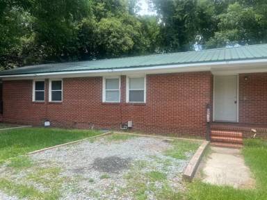 Main picture of 210 Lieber St