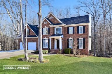 Main picture of 1822 Thornhill Pass SE