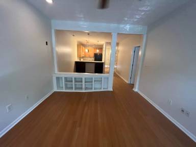 Main picture of 508 S Person St