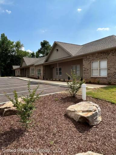 Main picture of 200 Foxfield Pl