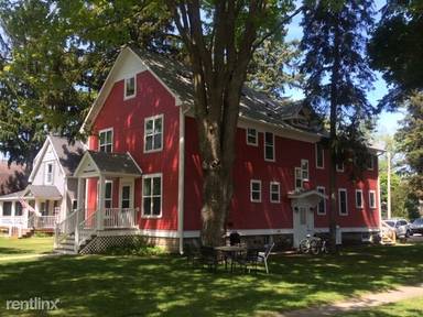 Main picture of 620 W Ninth St