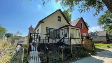 Main picture of 303 W 109th St