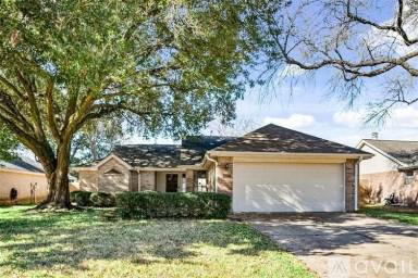 Main picture of 9087 Paddock Park Dr