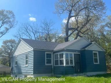 Main picture of 4390 Maryland St