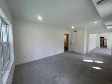 Main picture of 329 30th Ave N