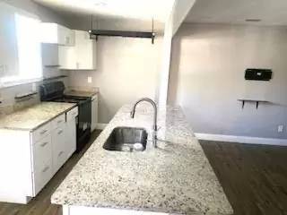 Main picture of 3236 Mabry Ter