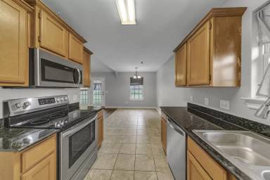 Main picture of 540 Tamarron Dr