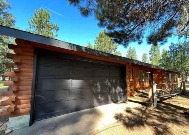 Main picture of 14575 Crossroads Loop