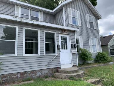 Main picture of 2011 S Ironwood Dr