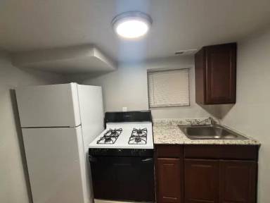 Main picture of 6612 S Maryland Ave