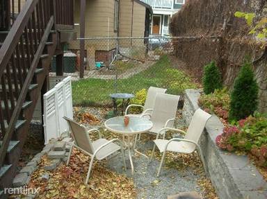 Main picture of 521 Green St