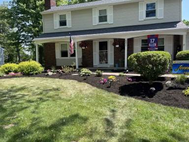 Main picture of 6051 Holly Ln