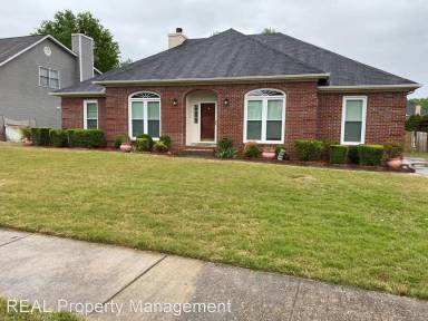 Main picture of 111 Rolling Lea Pl