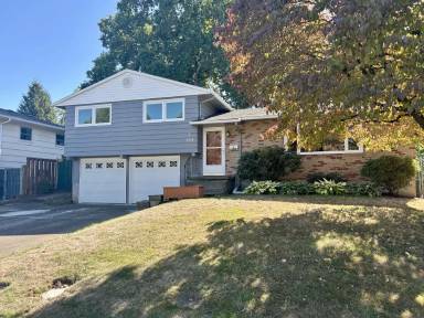 Main picture of 4948 SE Harvey St