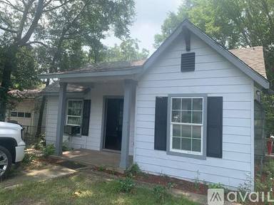 Main picture of 2538 W Van St