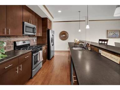 Main picture of 7559 Mango Ave