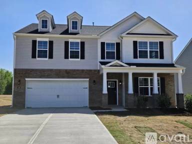 Main picture of 186 Falcon Ln