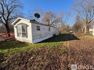 Main picture of 30 Grand Cir