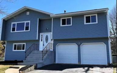Main picture of 9 Cedar Brook Dr