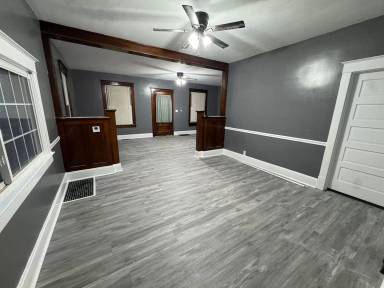 Main picture of 95 Phillips St