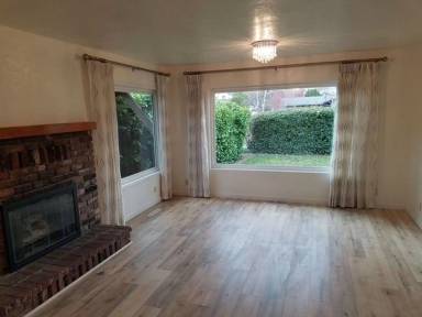 Main picture of 615 Beverly Way