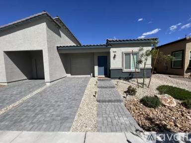 Main picture of 7546 Crested Moon St