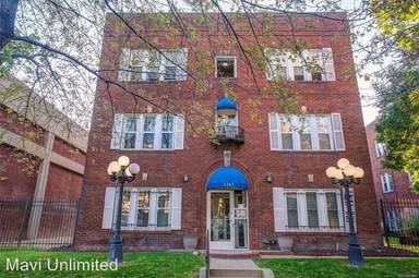 Main picture of 1341 N Washington St